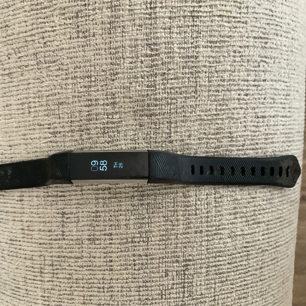 Fitbit HR